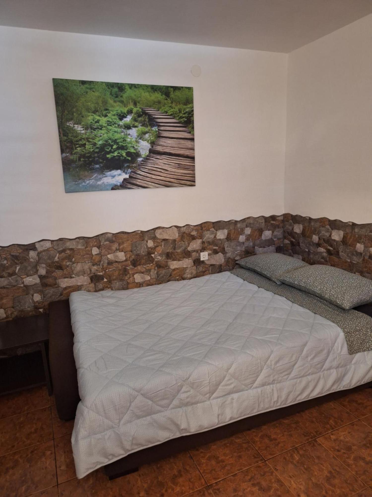 Villa Helena พูลา ภายนอก รูปภาพ